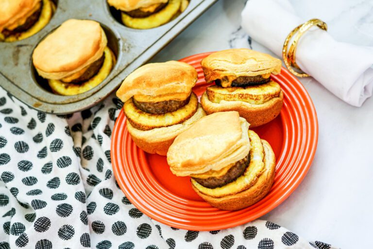 Easy One Pan Breakfast sandwiches