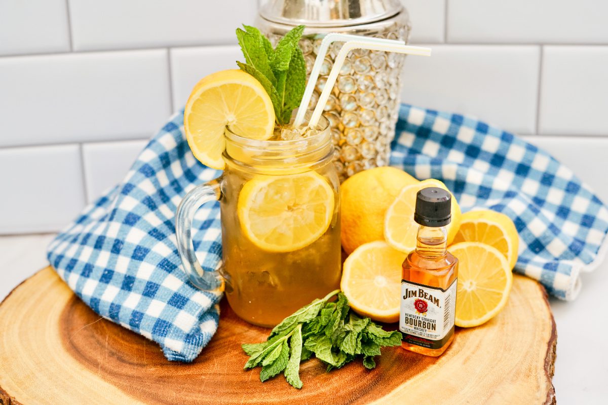 Bourbon Arnold Palmer Cocktail